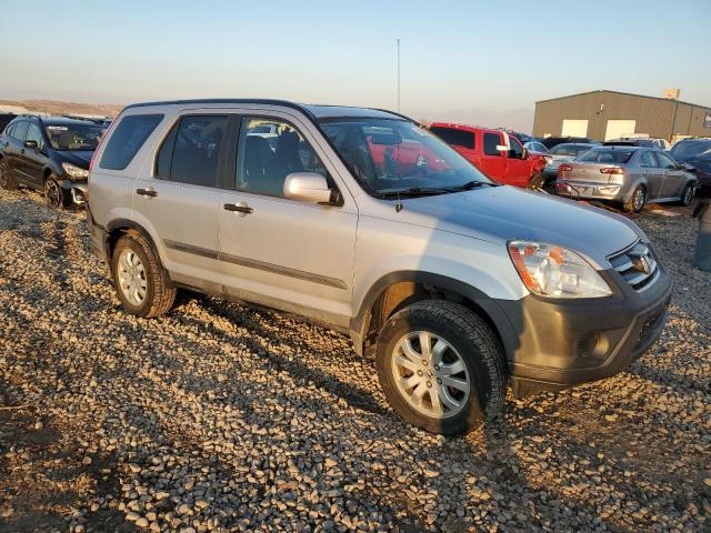 Photo 3 VIN: SHSRD78835U322633 - HONDA CRV 