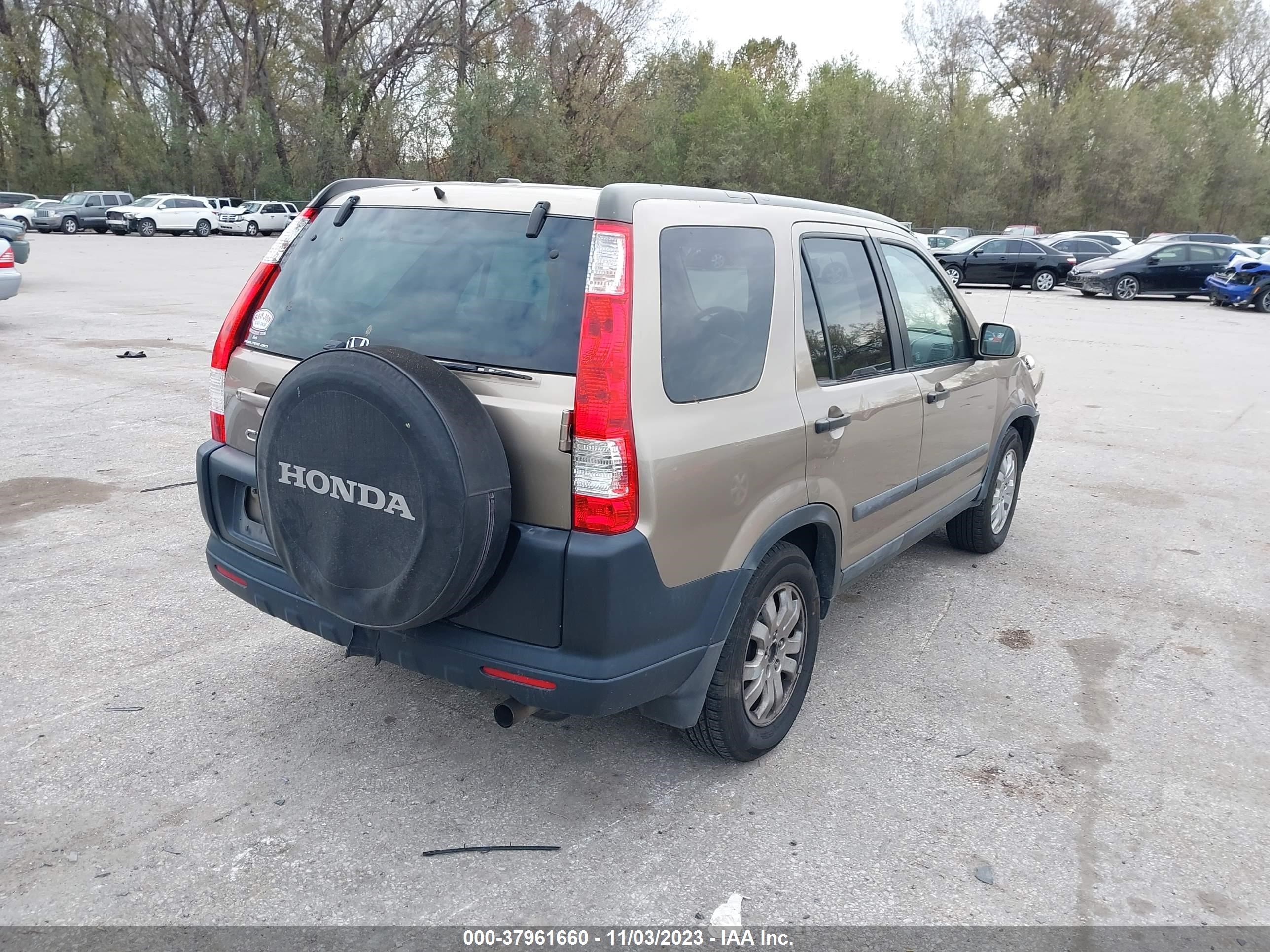 Photo 3 VIN: SHSRD78855U308183 - HONDA CR-V 