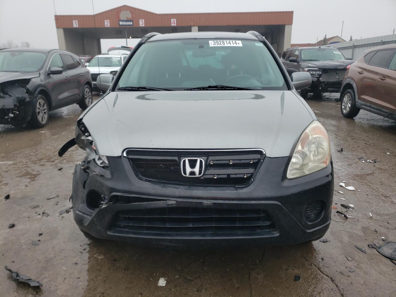 Photo 4 VIN: SHSRD78856U407944 - HONDA CR-V 