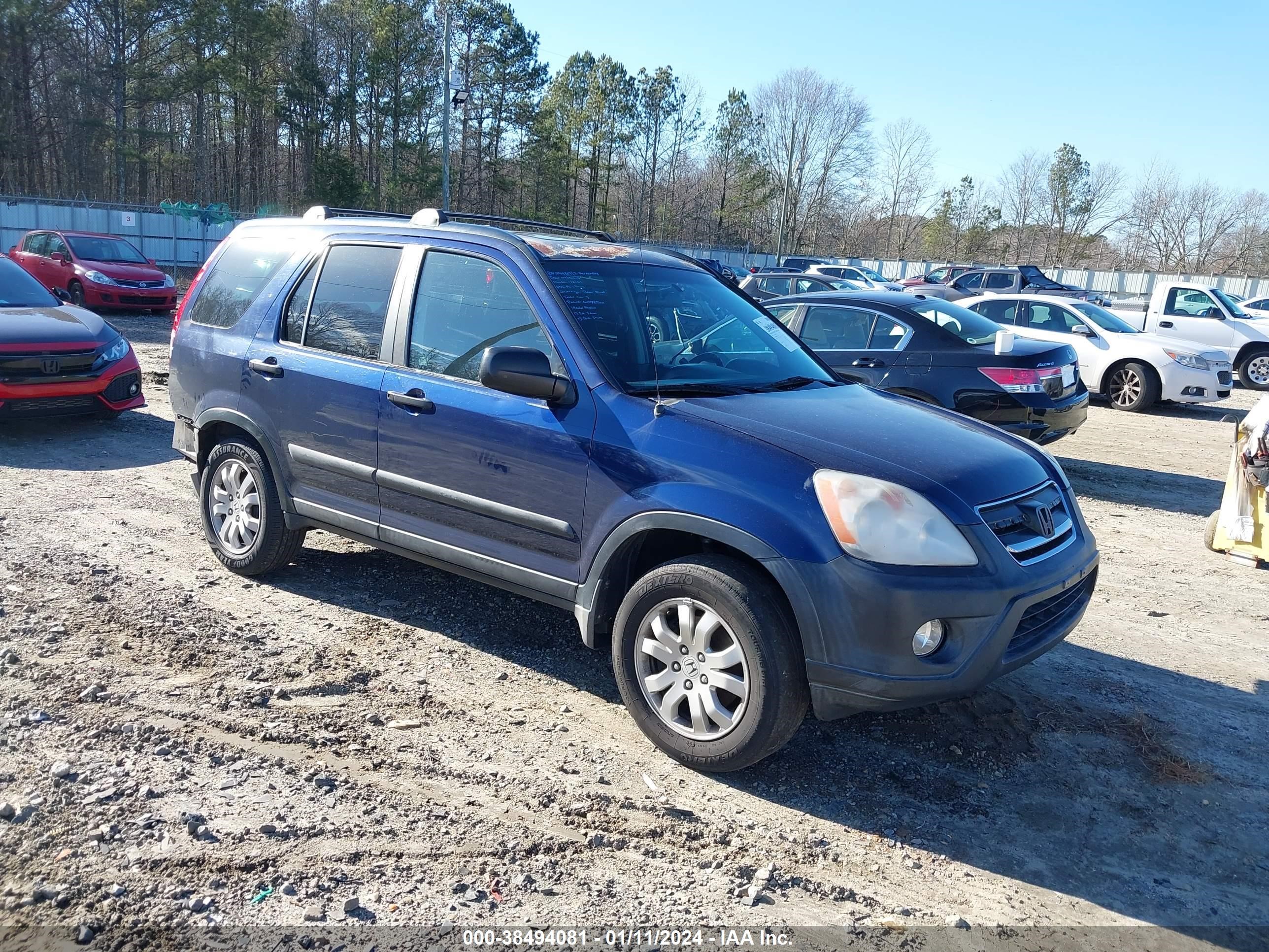 Photo 0 VIN: SHSRD78885U323809 - HONDA CR-V 