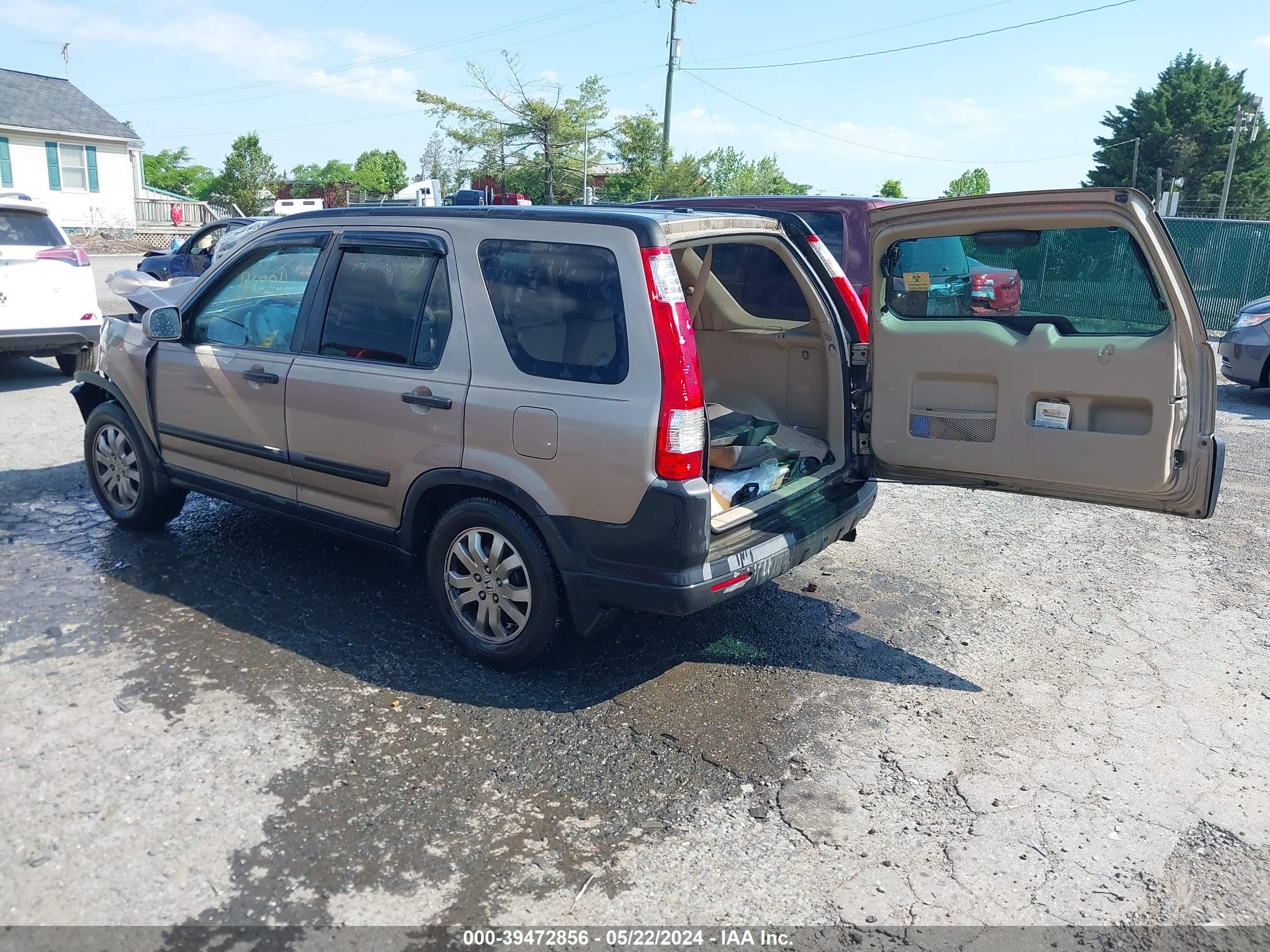 Photo 2 VIN: SHSRD78895U315413 - HONDA CR-V 