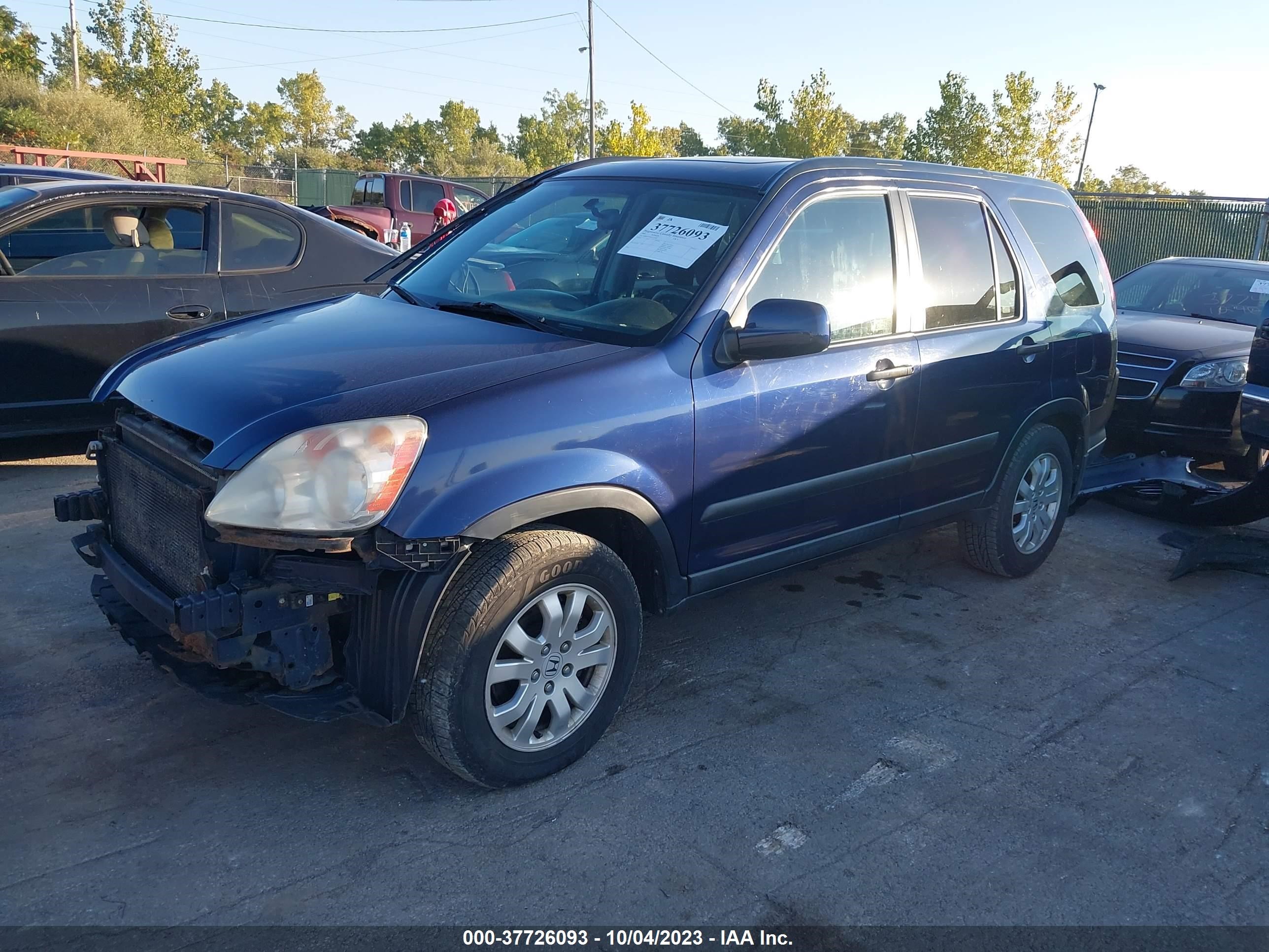 Photo 1 VIN: SHSRD78895U339162 - HONDA CR-V 