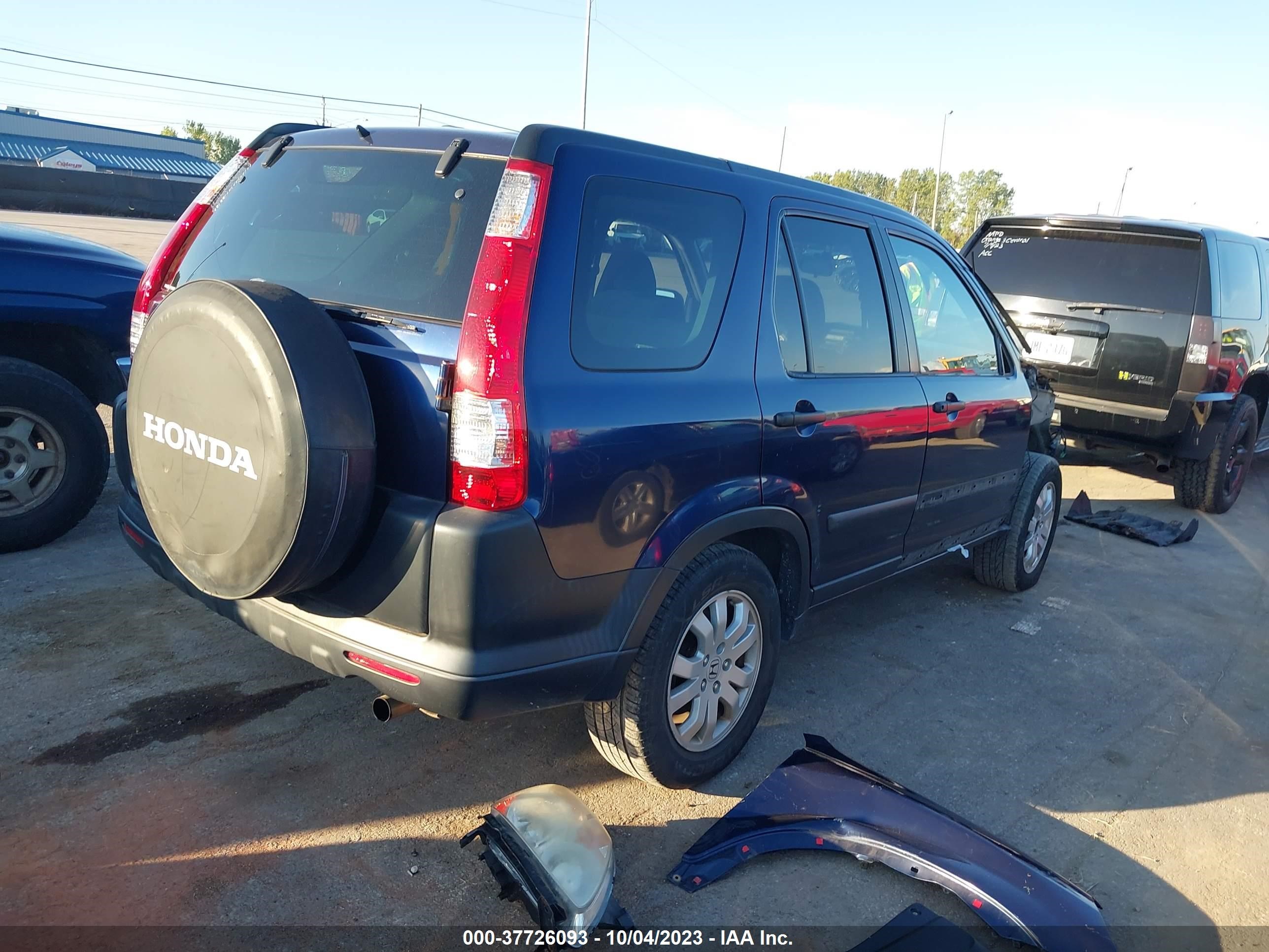 Photo 3 VIN: SHSRD78895U339162 - HONDA CR-V 