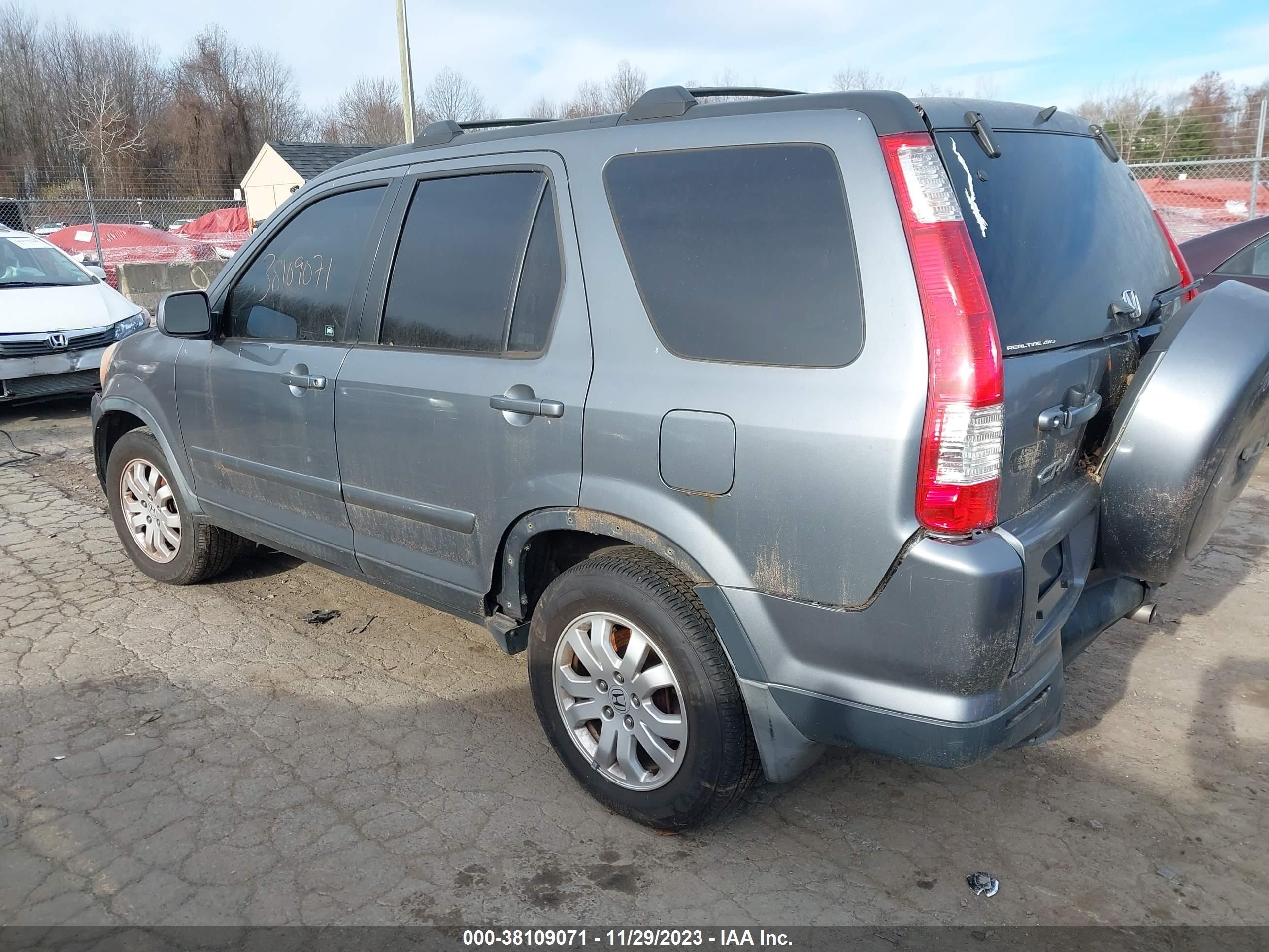 Photo 2 VIN: SHSRD78916U421283 - HONDA CR-V 