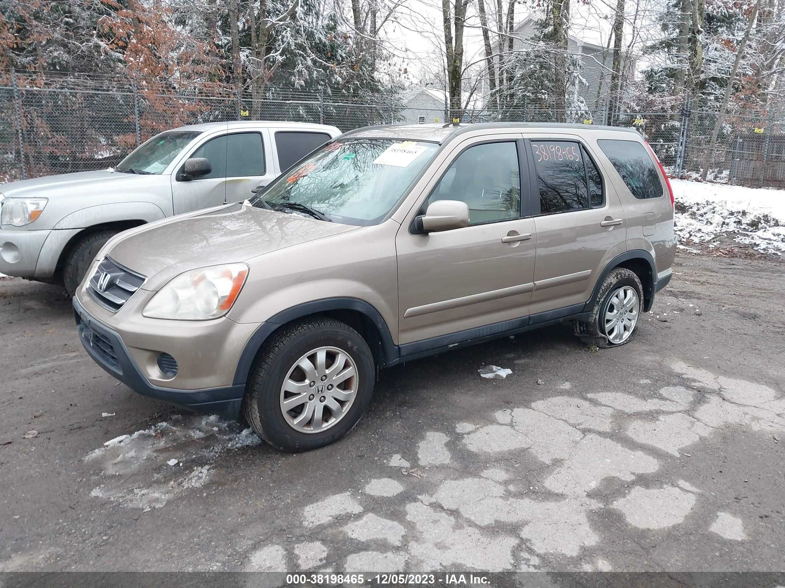 Photo 1 VIN: SHSRD78985U317131 - HONDA CR-V 