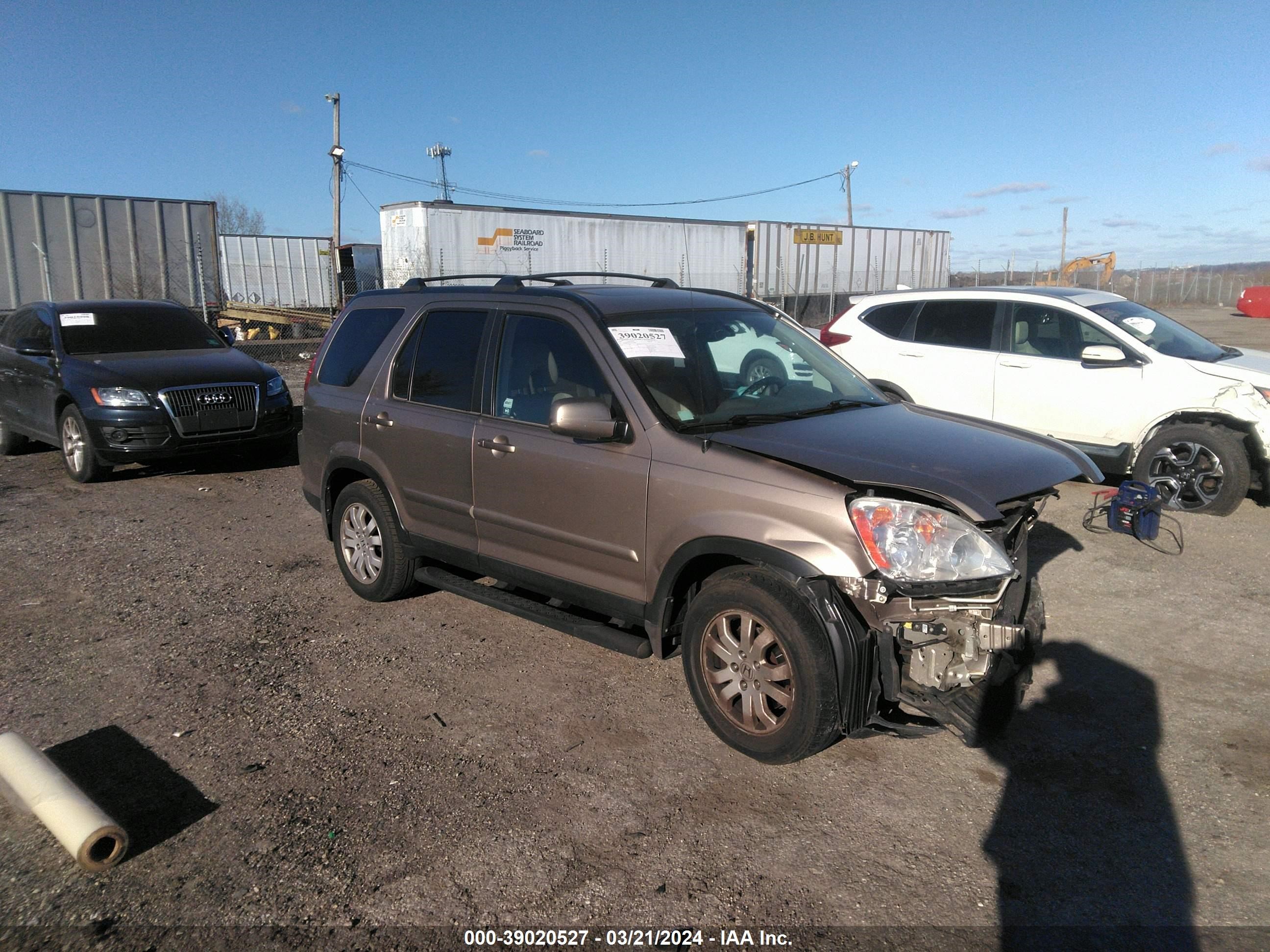 Photo 0 VIN: SHSRD789X6U426966 - HONDA CR-V 