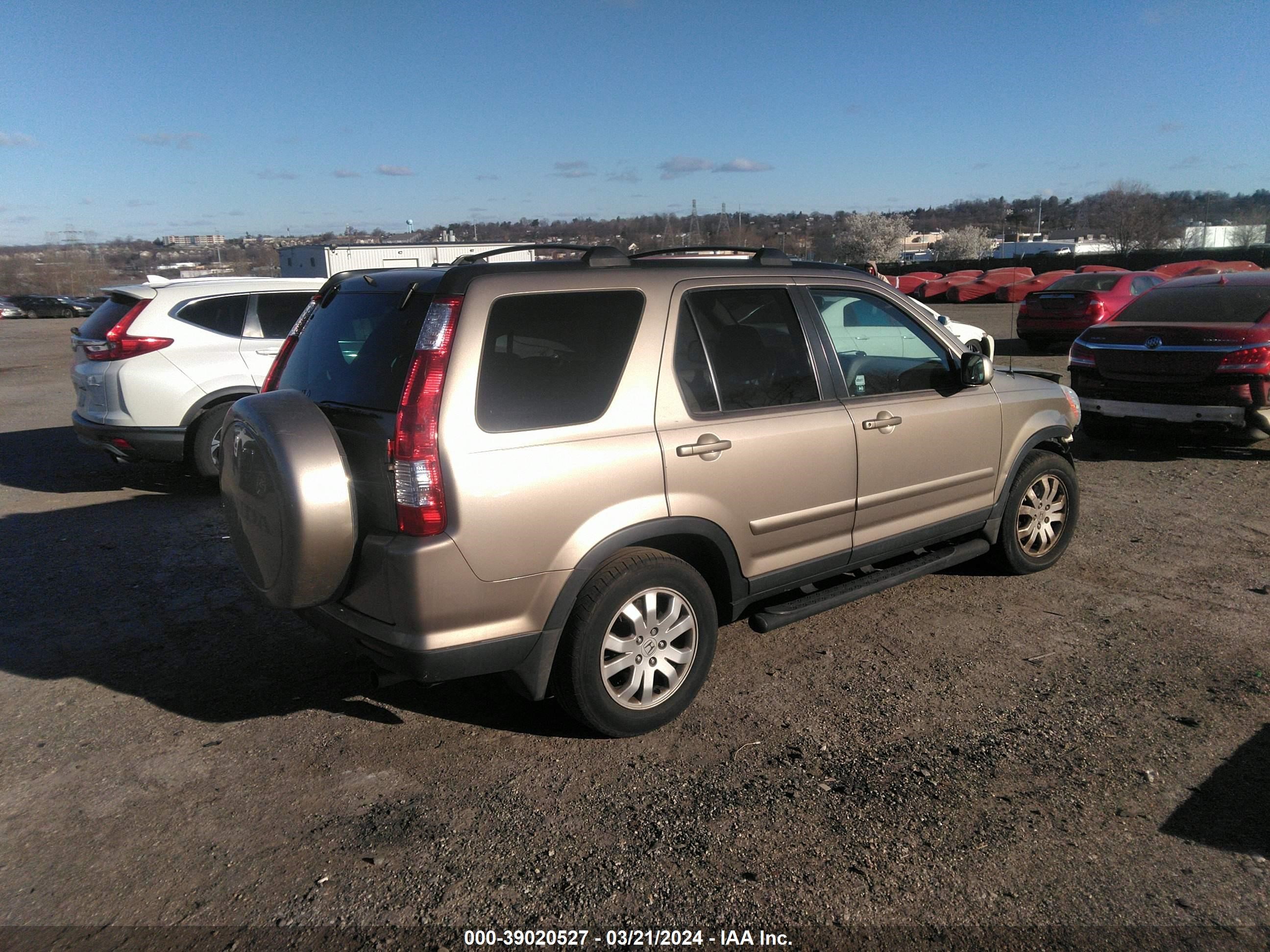 Photo 3 VIN: SHSRD789X6U426966 - HONDA CR-V 