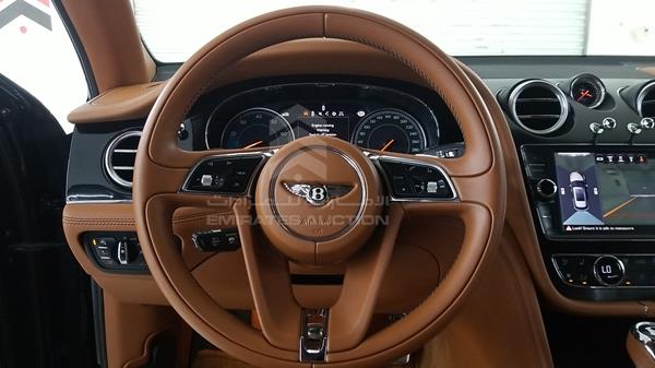 Photo 13 VIN: SJAAB1ZU2HC011337 - BENTLEY BENTAYGA 