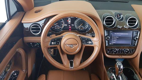 Photo 17 VIN: SJAAB1ZV4HC013252 - BENTLEY BENTAYGA 