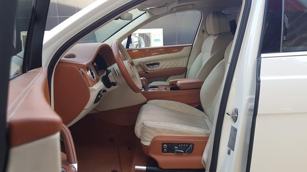 Photo 15 VIN: SJAAB1ZV7HC013245 - BENTLEY BENTAYGA 