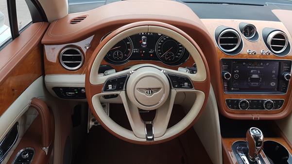 Photo 16 VIN: SJAAB1ZV7HC013245 - BENTLEY BENTAYGA 