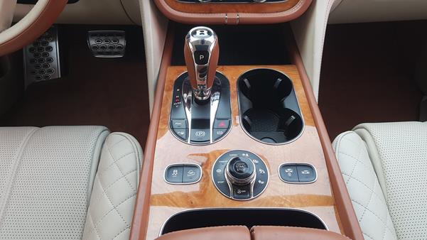 Photo 31 VIN: SJAAB1ZV7HC013245 - BENTLEY BENTAYGA 