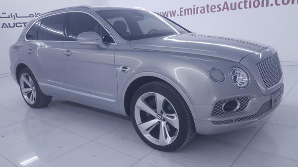 Photo 10 VIN: SJAAB1ZV8HC015022 - BENTLEY BENTAYGA 