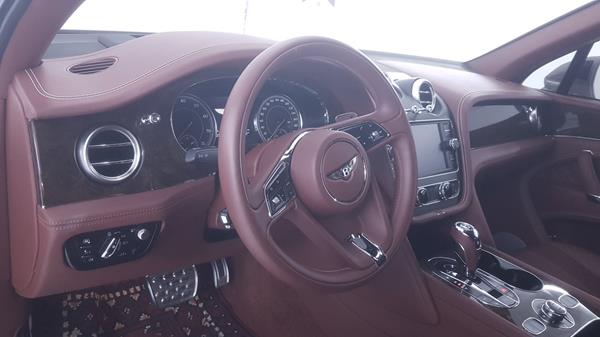 Photo 12 VIN: SJAAB1ZV8HC015022 - BENTLEY BENTAYGA 