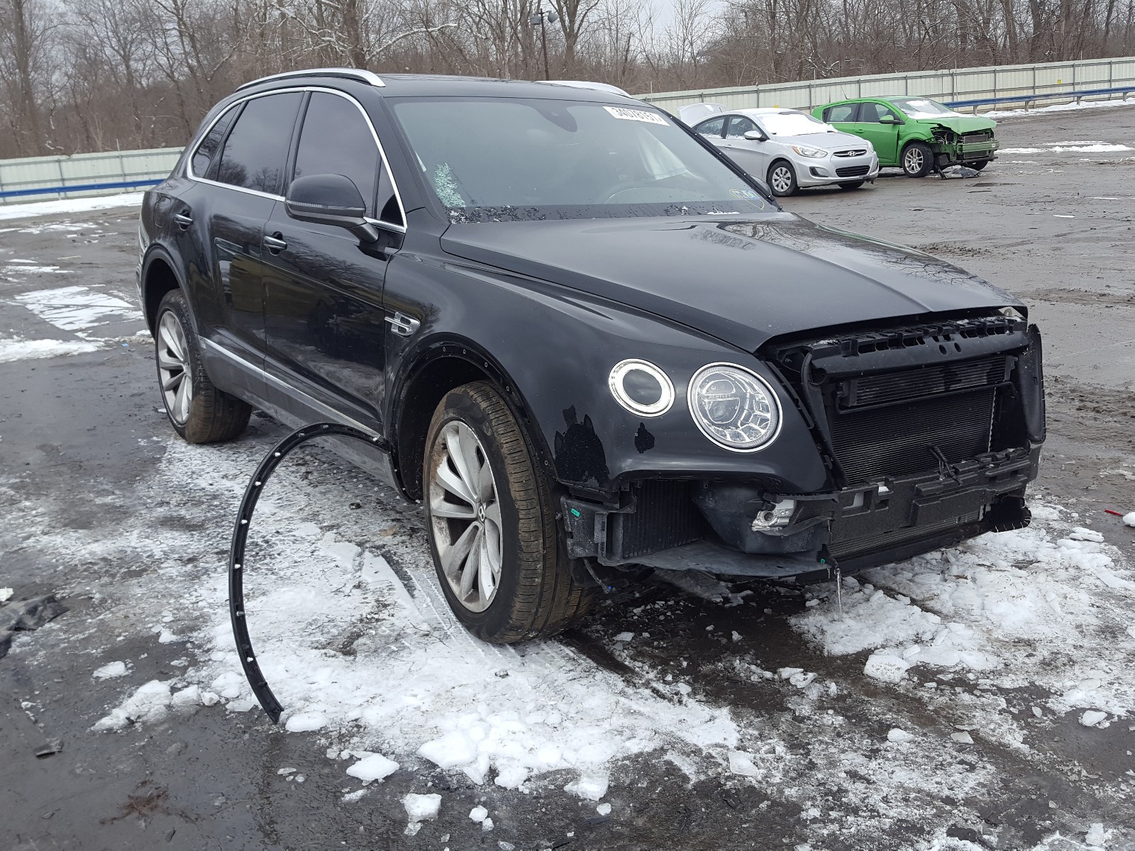 Photo 0 VIN: SJAAC1ZV6HC015930 - BENTLEY BENTAYGA 