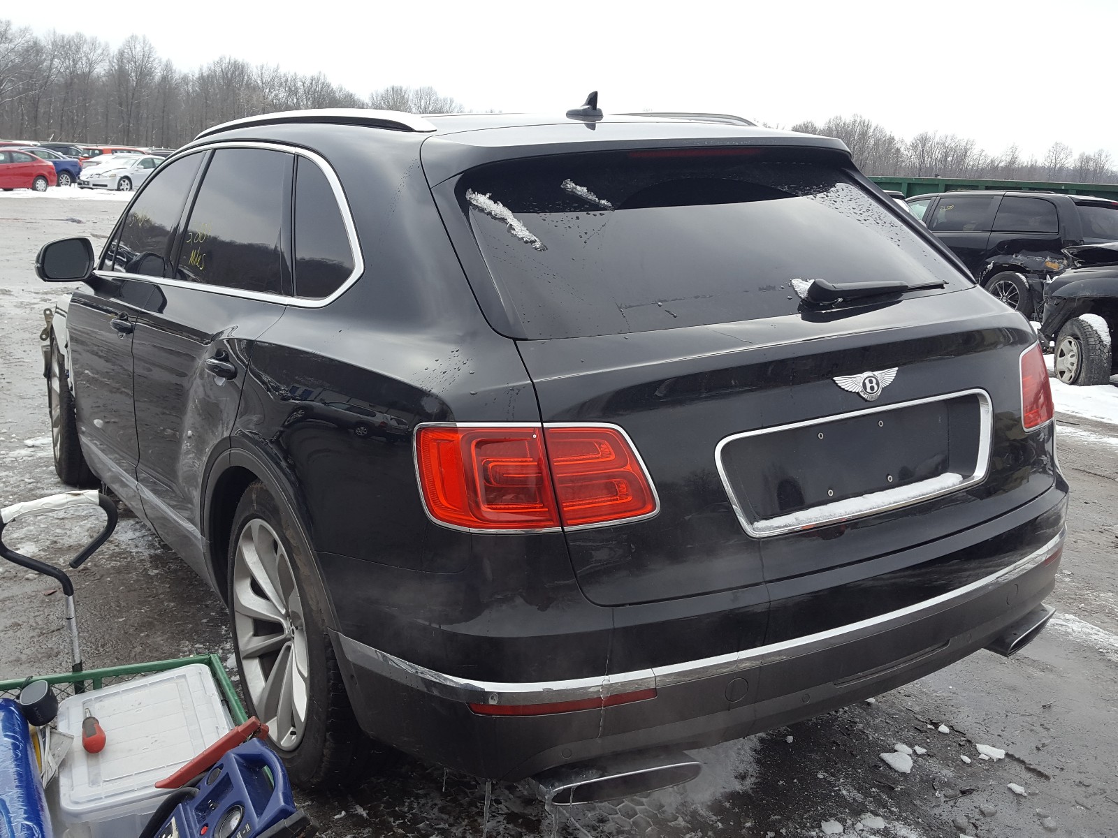 Photo 2 VIN: SJAAC1ZV6HC015930 - BENTLEY BENTAYGA 