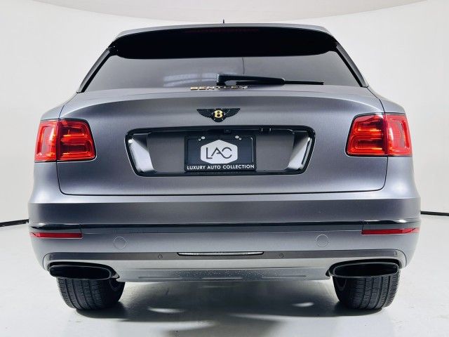 Photo 4 VIN: SJAAC2ZV2HC013690 - BENTLEY BENTAYGA 