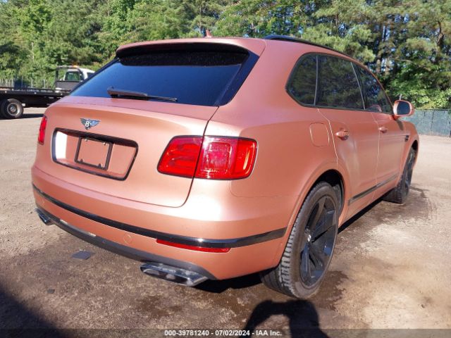 Photo 3 VIN: SJAAC2ZV4HC015733 - BENTLEY BENTAYGA 