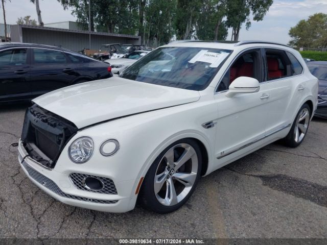 Photo 1 VIN: SJAAC2ZV5JC017061 - BENTLEY BENTAYGA 