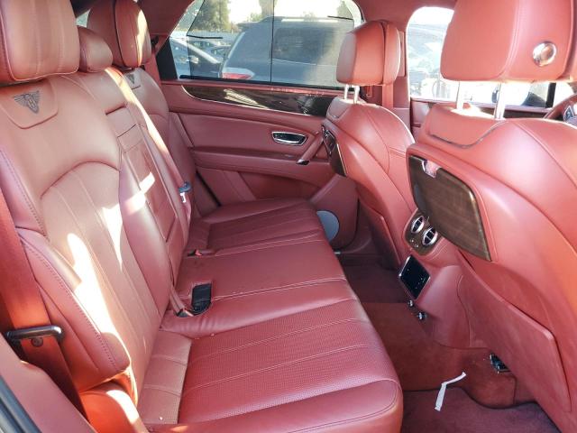 Photo 10 VIN: SJAAC2ZV7JC019555 - BENTLEY BENTAYGA 