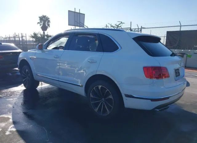 Photo 2 VIN: SJAAC2ZV7JC021693 - BENTLEY BENTAYGA 