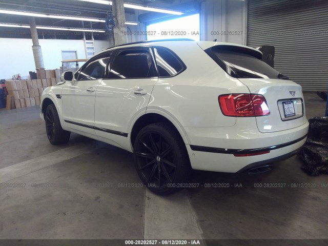 Photo 2 VIN: SJAAC2ZV9HC013721 - BENTLEY BENTAYGA 