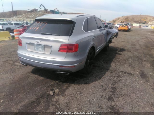 Photo 3 VIN: SJAAC2ZVXHC012951 - BENTLEY BENTAYGA 