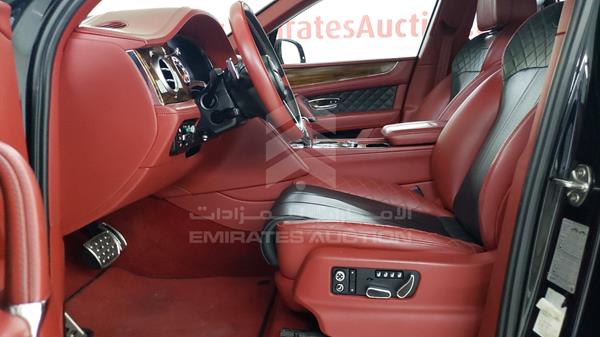 Photo 11 VIN: SJAAF1ZV2JC018525 - BENTLEY BENTAYGA 