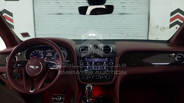 Photo 16 VIN: SJAAF1ZV8JC020926 - BENTLEY BENTAYGA 