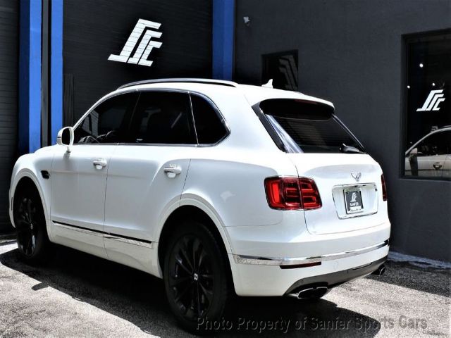 Photo 4 VIN: SJAAM2ZV0KC024272 - BENTLEY BENTAYGA 