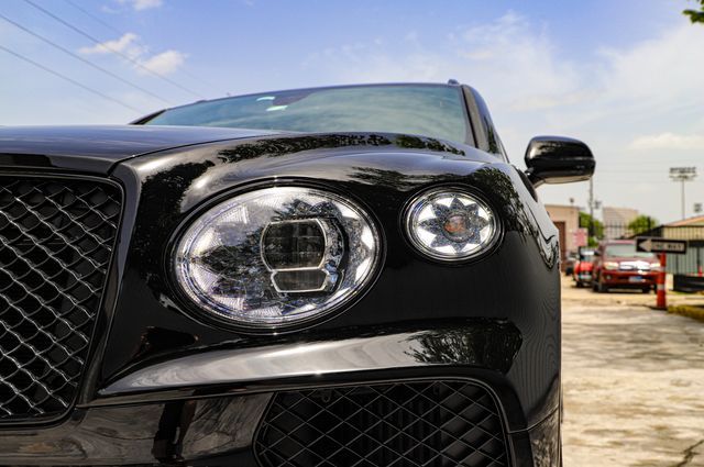 Photo 8 VIN: SJAAM2ZV9NC014537 - BENTLEY BENTAYGA 