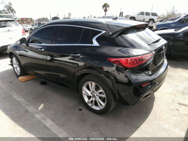 Photo 2 VIN: SJKCH5CP0HA018299 - INFINITI QX30 