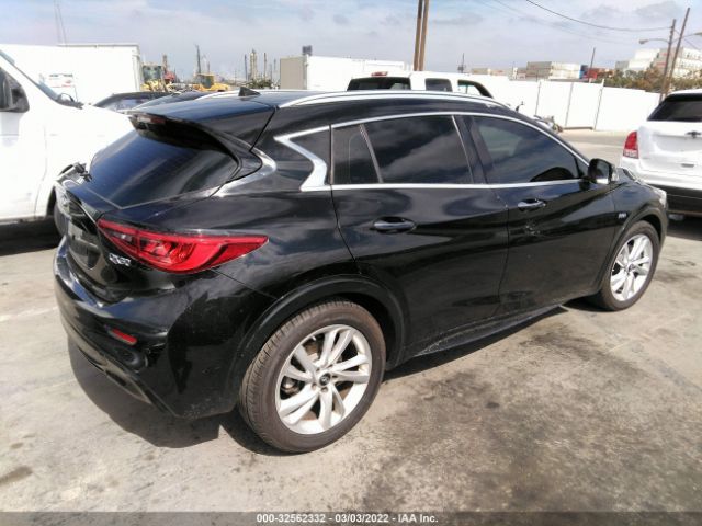 Photo 3 VIN: SJKCH5CP0HA018299 - INFINITI QX30 