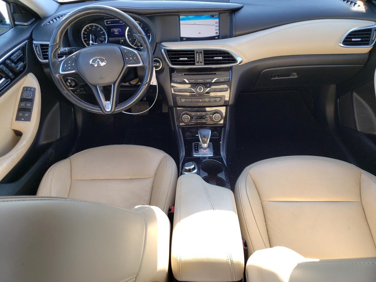 Photo 7 VIN: SJKCH5CP0HA020957 - INFINITI QX30 