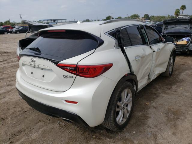 Photo 3 VIN: SJKCH5CP0HA029304 - INFINITI QX30 BASE 