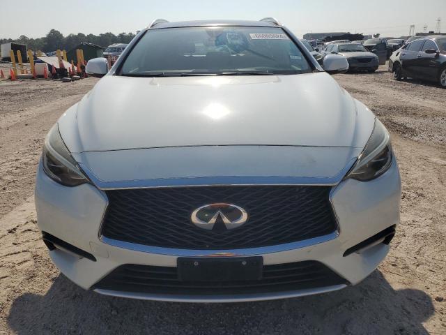 Photo 4 VIN: SJKCH5CP0JA003209 - INFINITI QX30 PURE 