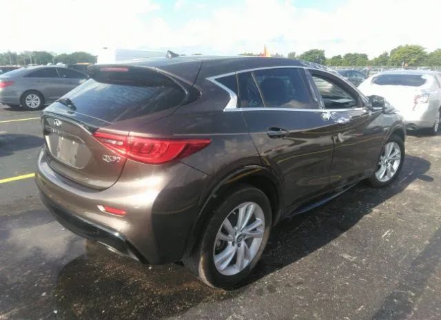 Photo 3 VIN: SJKCH5CP0JA040731 - INFINITI QX30 