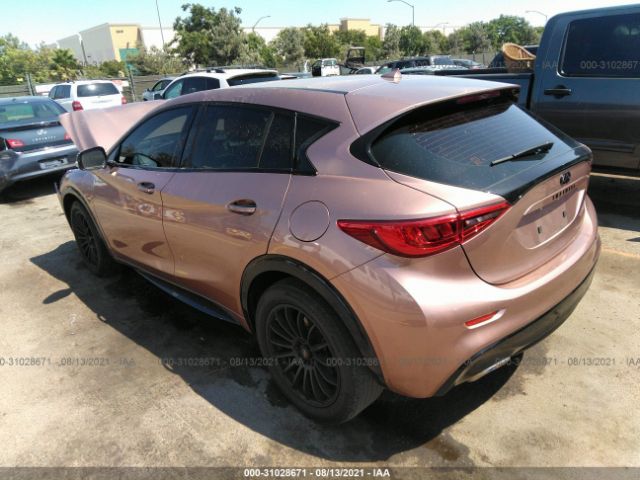 Photo 2 VIN: SJKCH5CP0JA043337 - INFINITI QX30 