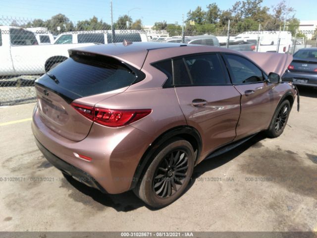 Photo 3 VIN: SJKCH5CP0JA043337 - INFINITI QX30 