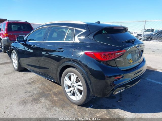 Photo 2 VIN: SJKCH5CP1HA017176 - INFINITI QX30 