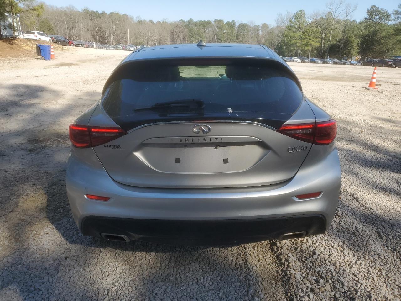 Photo 5 VIN: SJKCH5CP1HA026234 - INFINITI QX30 