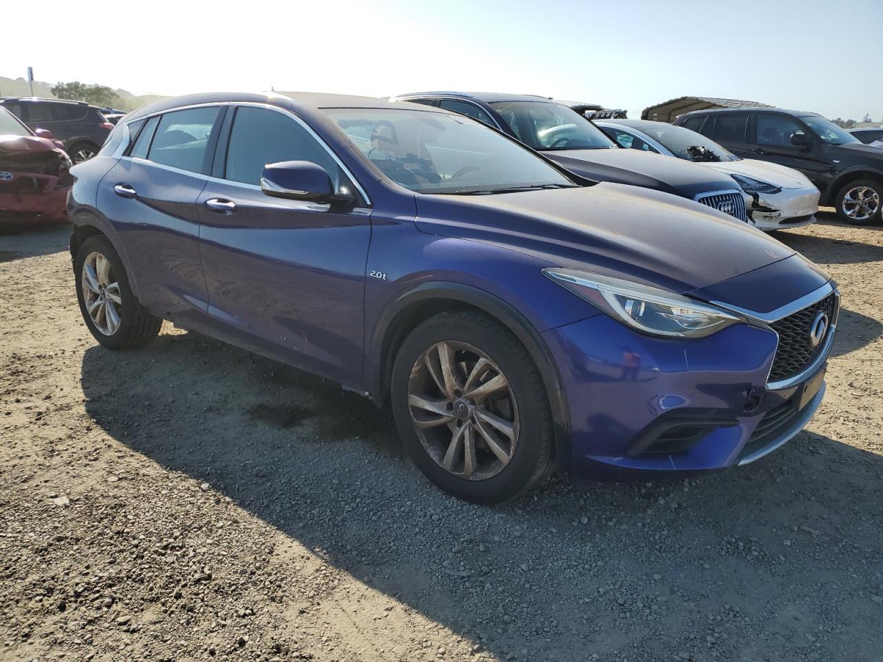 Photo 3 VIN: SJKCH5CP1HA033071 - INFINITI QX30 