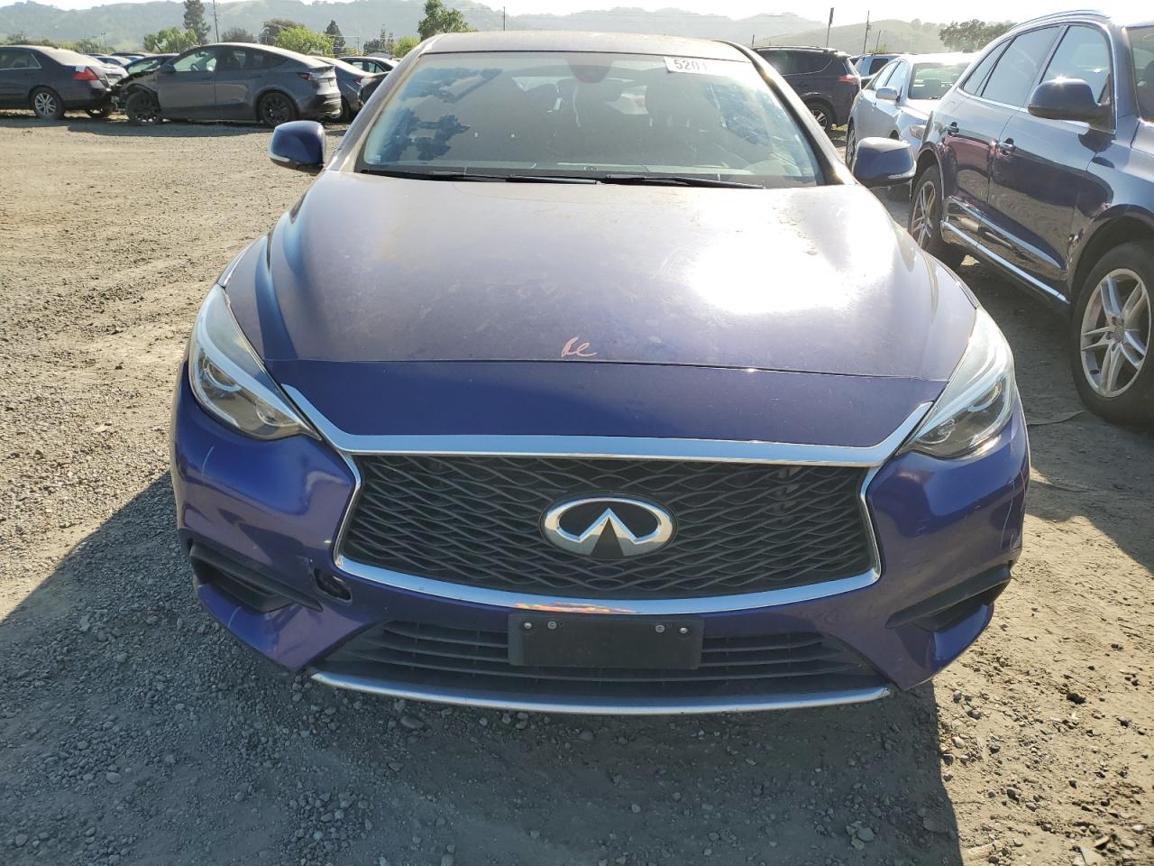 Photo 4 VIN: SJKCH5CP1HA033071 - INFINITI QX30 