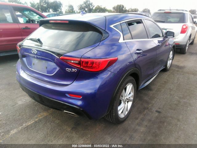 Photo 3 VIN: SJKCH5CP1HA035550 - INFINITI QX30 