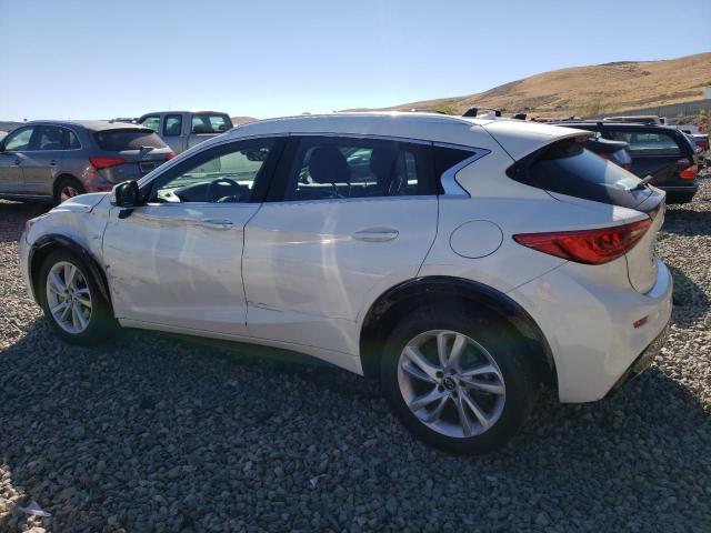 Photo 1 VIN: SJKCH5CP1HA038917 - INFINITI QX30 BASE 