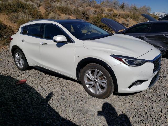 Photo 3 VIN: SJKCH5CP1HA038917 - INFINITI QX30 BASE 