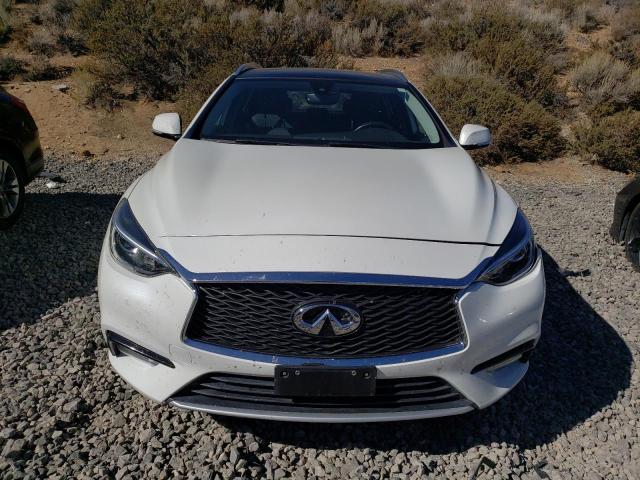 Photo 4 VIN: SJKCH5CP1HA038917 - INFINITI QX30 BASE 