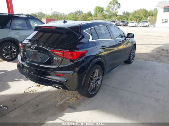 Photo 3 VIN: SJKCH5CP1JA002523 - INFINITI QX30 