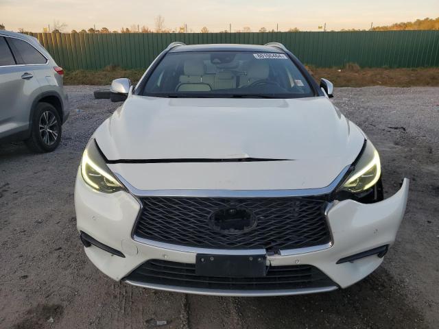 Photo 11 VIN: SJKCH5CP1JA045047 - INFINITI QX30 BASE 