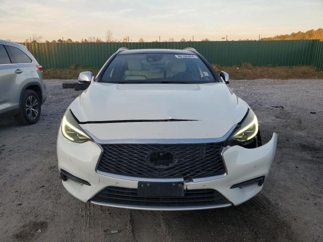 Photo 4 VIN: SJKCH5CP1JA045047 - INFINITI QX30 BASE 